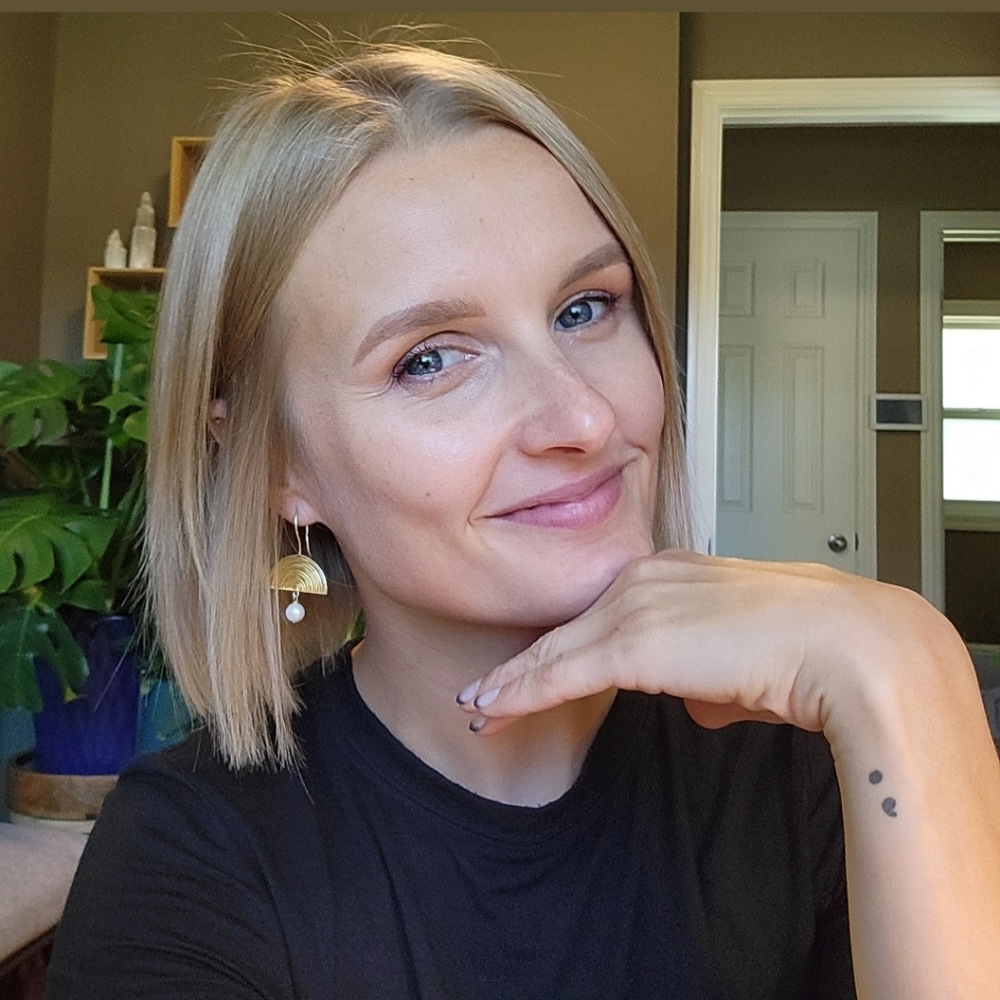 Meet your Posher, Dana